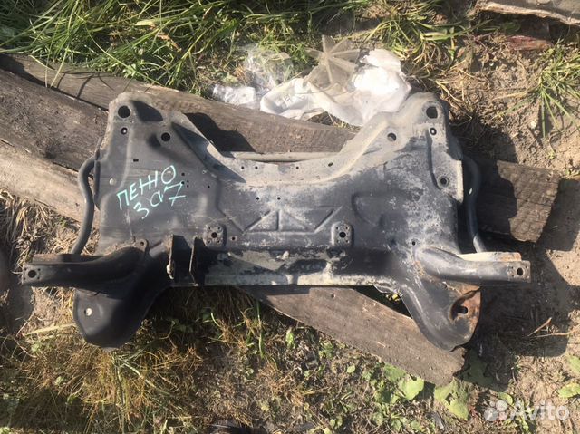 Подрамник передний Пежо 307. 308. Ситроен C4