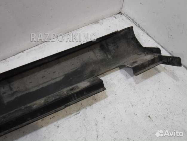 Накладка на правый порог Mercedes W164 ML