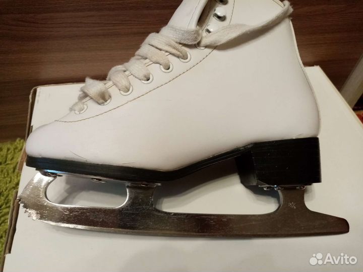 Коньки р. 34