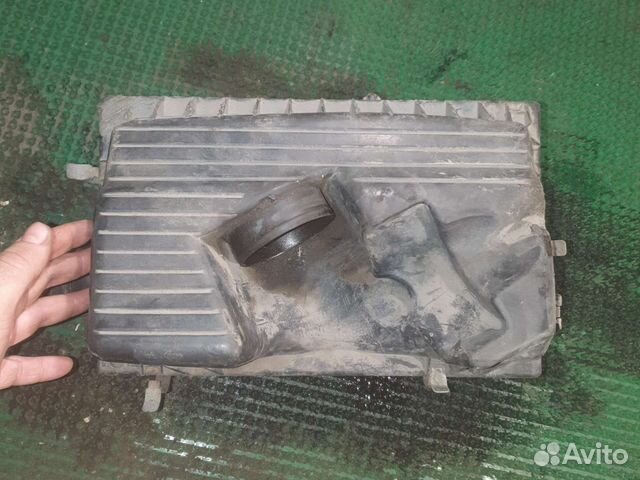 Корпус воздушного фильтра Опель Вектра Б 2.5