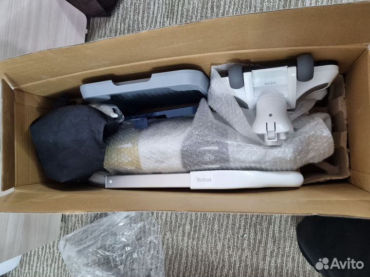 Паровая швабра Tefal VP8561