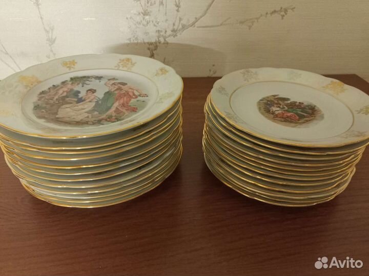 Тарелки от сервиза 