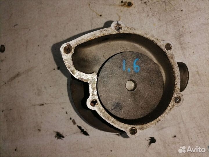 Помпа к двс ABU16 Volkswagen Golf 3