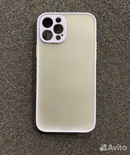 Чехолы на iPhone 12 pro