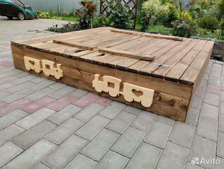 Детская песочница с крышкой