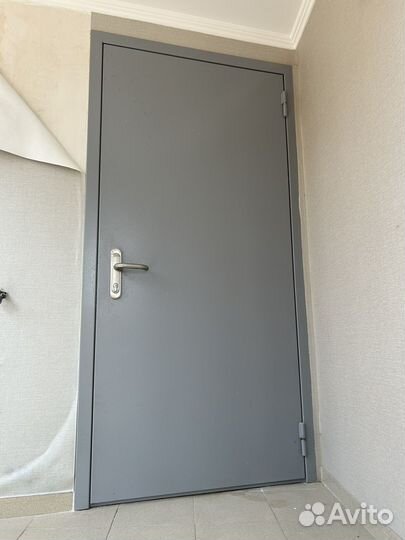 Дверь входная металлическая