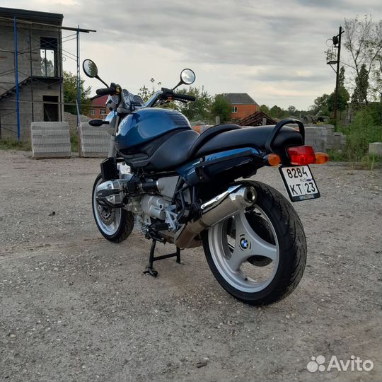 BMW R1100R