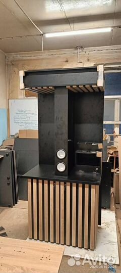 Стойка для кофейни самообслуживания от Акима