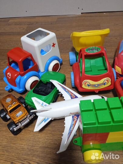 Игрушки для мальчиков пакетом