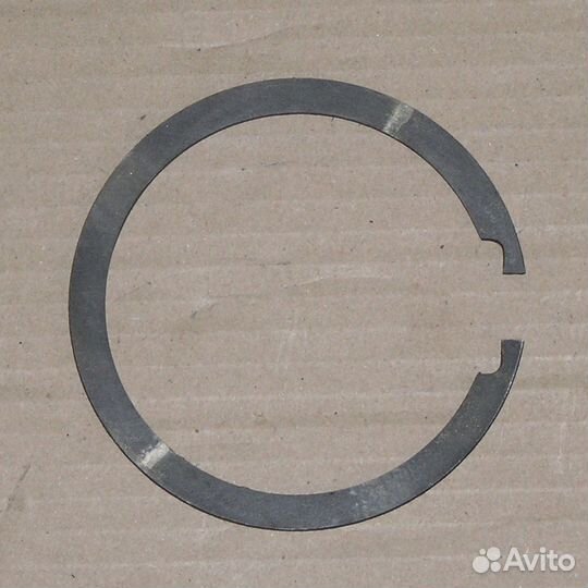 Кольцо корзины сцепления маз лепестковой стопорное