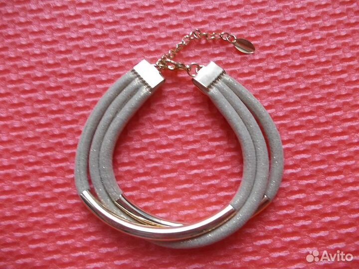 Косметичка Ив Роше новая