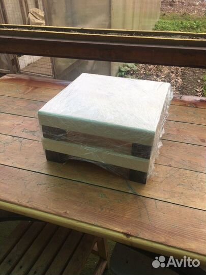 Подставки для акустики 300х300х80