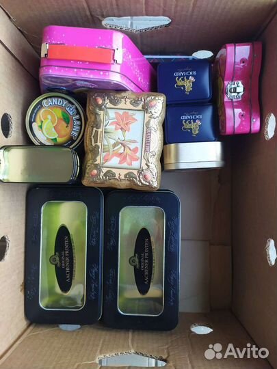 Железные шкатулки