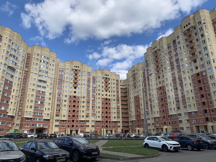 1-к. квартира, 50,1 м², 11/15 эт.