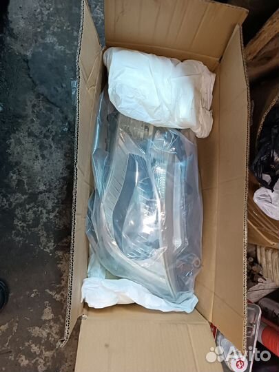 Фара левая на Тойота корола аксио