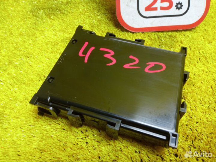 Электронный блок передний Lexus/Toyota