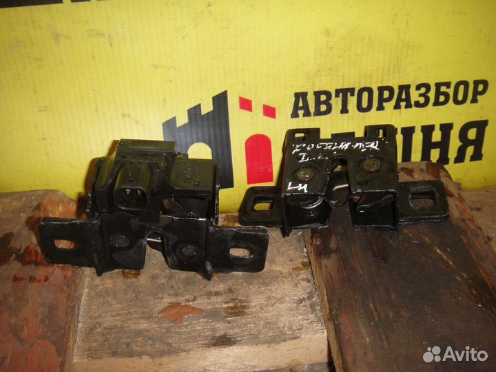 Land rover Freelander 2 Замок капота правый