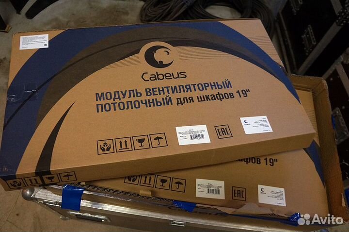 Вентиляторный модуль Cabeus tray-100-BK