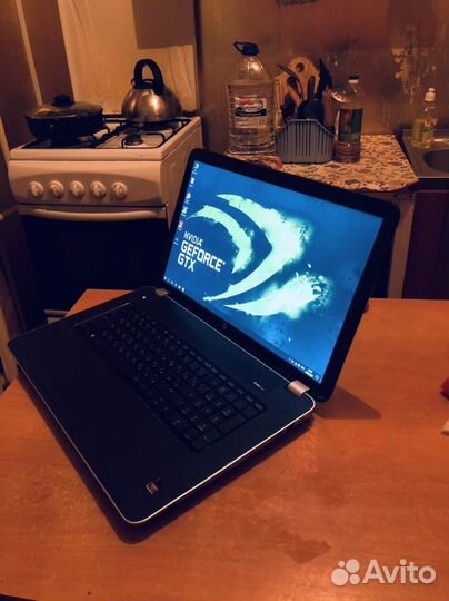 HP 17e AMD A8-4500M/6gb/500gb/Radeon 8670M 2gb