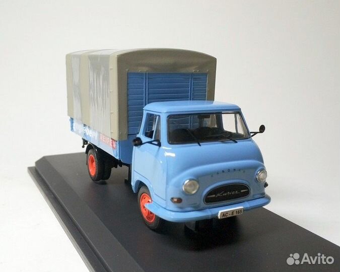 Hanomag Kurier бортовой с тентом Schuco Б.2780