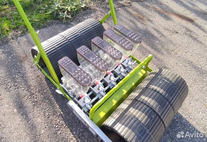 Ручная сеялка 5-ти рядная овощная