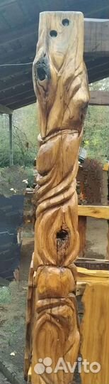 Резные столбы