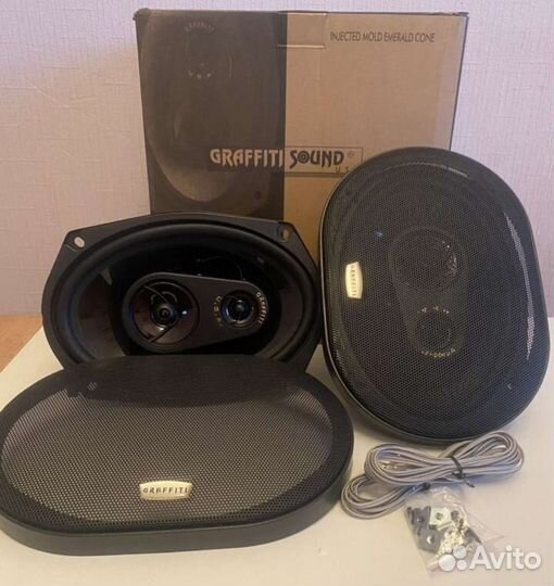Колонки динамики в авто овалы Graffiti 6/9 bass