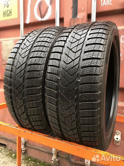 Pirelli Winter Sottozero 3 215/45 R17