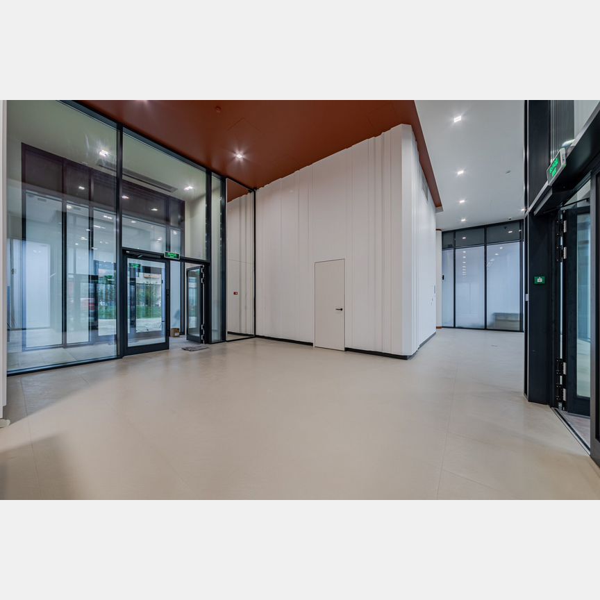 2-к. квартира, 64 м², 8/13 эт.