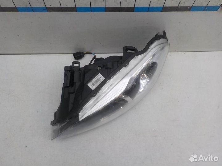 Фара левая Volvo XC60