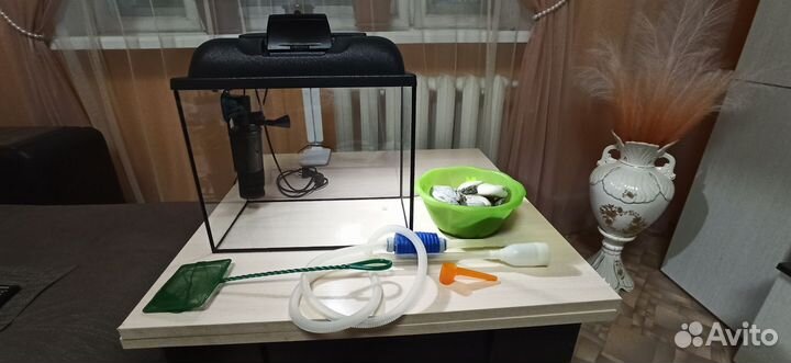 Продам б/у аквариум 30 литров с подсветкой