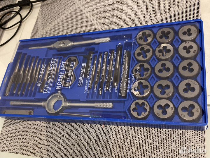 Набор инструментов для резьбы