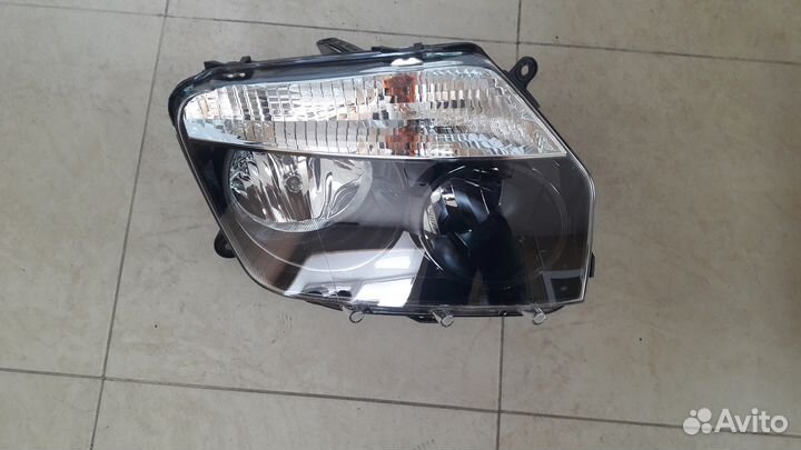 Блок-фара передняя Renault Duster