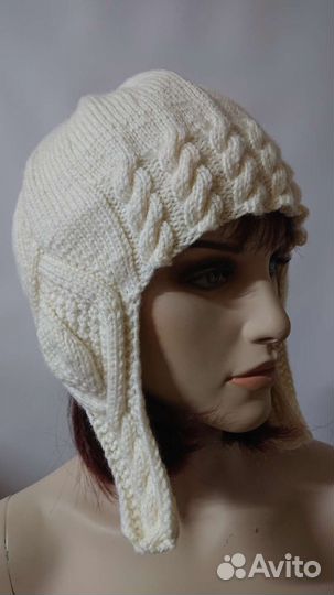 Шапка-шлем женская ручной работы