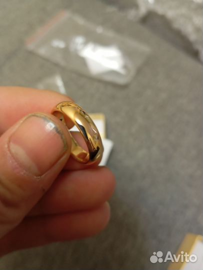 Обручальное кольцо