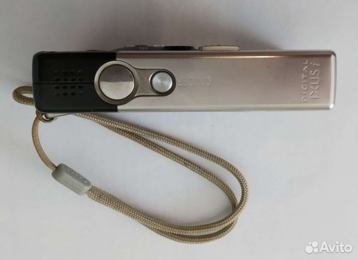 Компактный фотоаппарат Canon PC1060