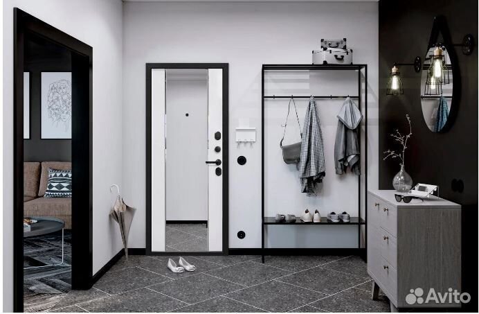 Дверь входная с зеркалом