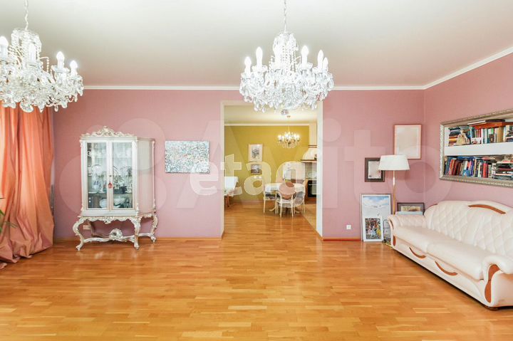 3-к. квартира, 145,4 м², 6/9 эт.