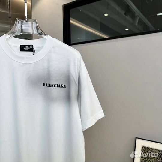 Balenciaga футболка