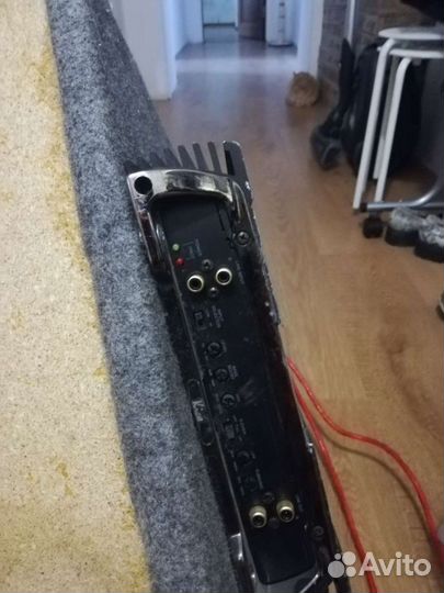 Акустика сабвуфер и 2 усилителя