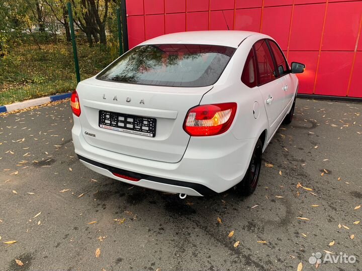 LADA Granta 1.6 МТ, 2022, 50 км