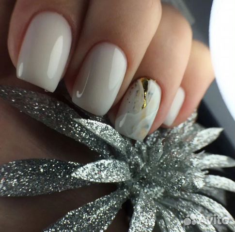 Маникюр с покрытием гель-лаком