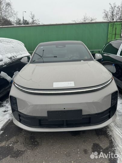 LiXiang L6 1.5 AT, 2024, 10 км