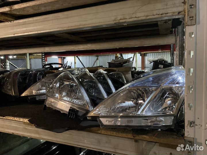 Фара Nissan Teana J32