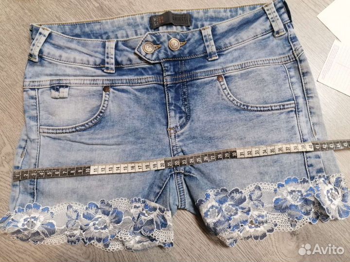 Шорты джинсовые с кружевом