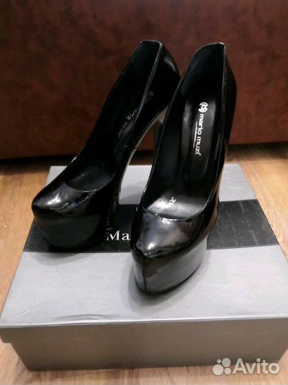 Лаковые туфли