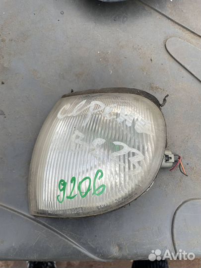 Поворотник Nissan Serena 23