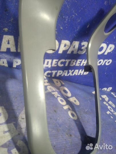 Накладка центральной консоли Chevrolet Cruze седан