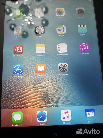 A1430 на iPad (3-го поколения, Wi-Fi + Cellular)