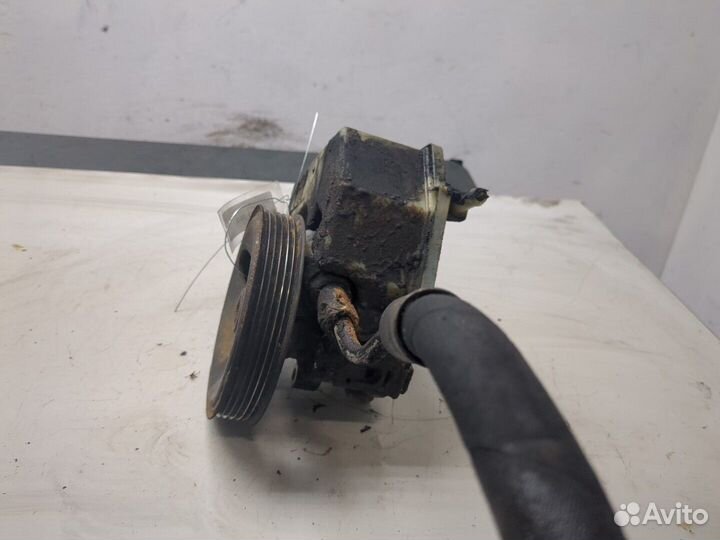 Гур Jeep Liberty, 2002